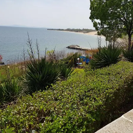 דירה Luxury 4-room In 