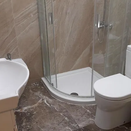 Luxury 4-room In 