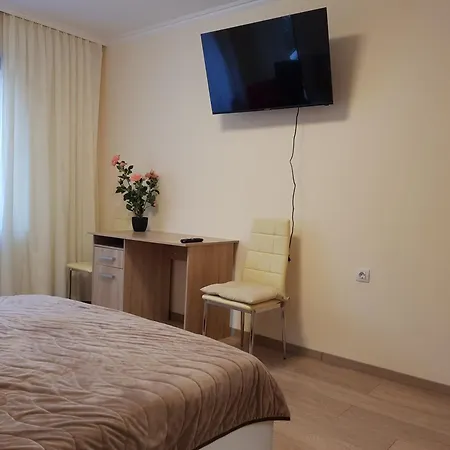 Luxury 4-room In 