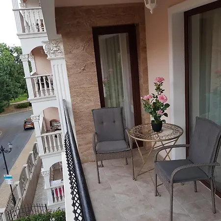 Luxury 4-room In 